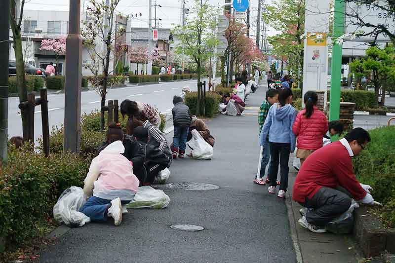 はなみずき通りクリーン活動